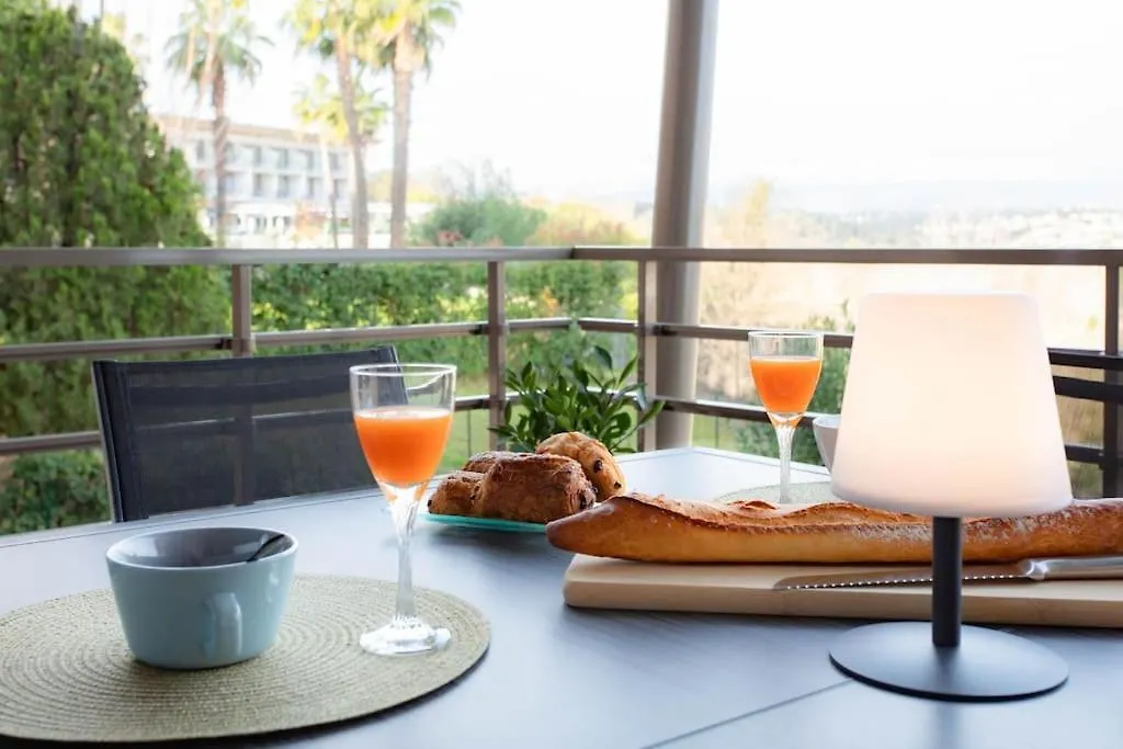 A7- 2 Bdr Sea & Mountain View - Ac, Parking, Pool & Terrace Apartment Antibes 0*,