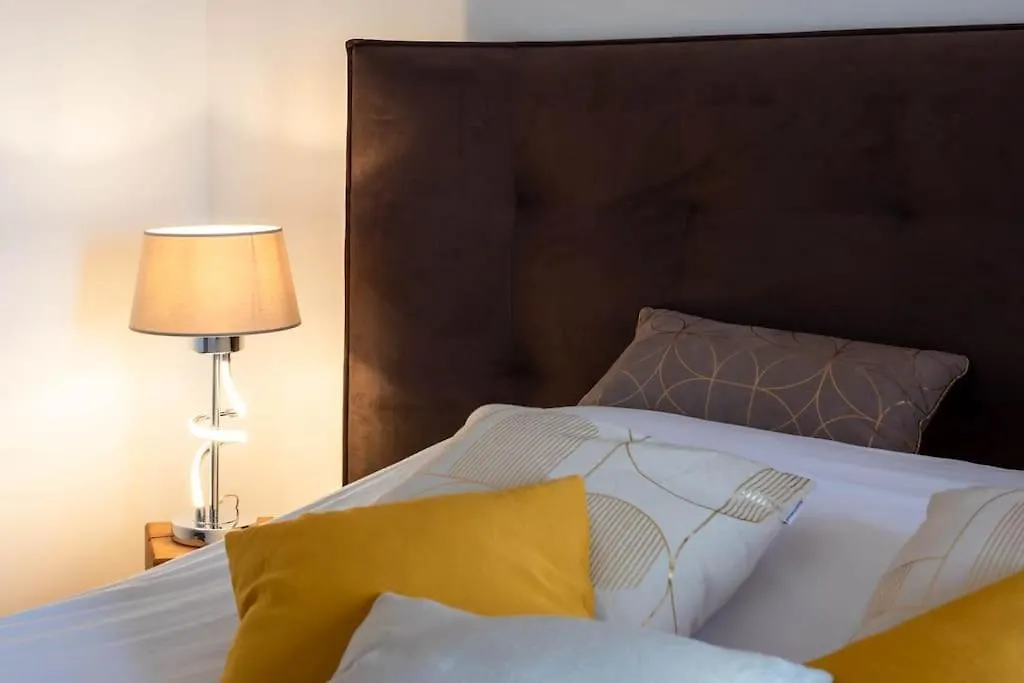 شقة A7- 2 Bdr Sea & Mountain View - Ac, Parking, Pool & Terrace أنتيب فرنسا