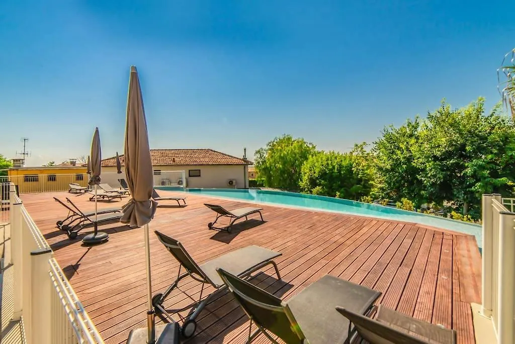 A7- 2 Bdr Sea & Mountain View - Ac, Parking, Pool & Terrace Apartment Antibes France