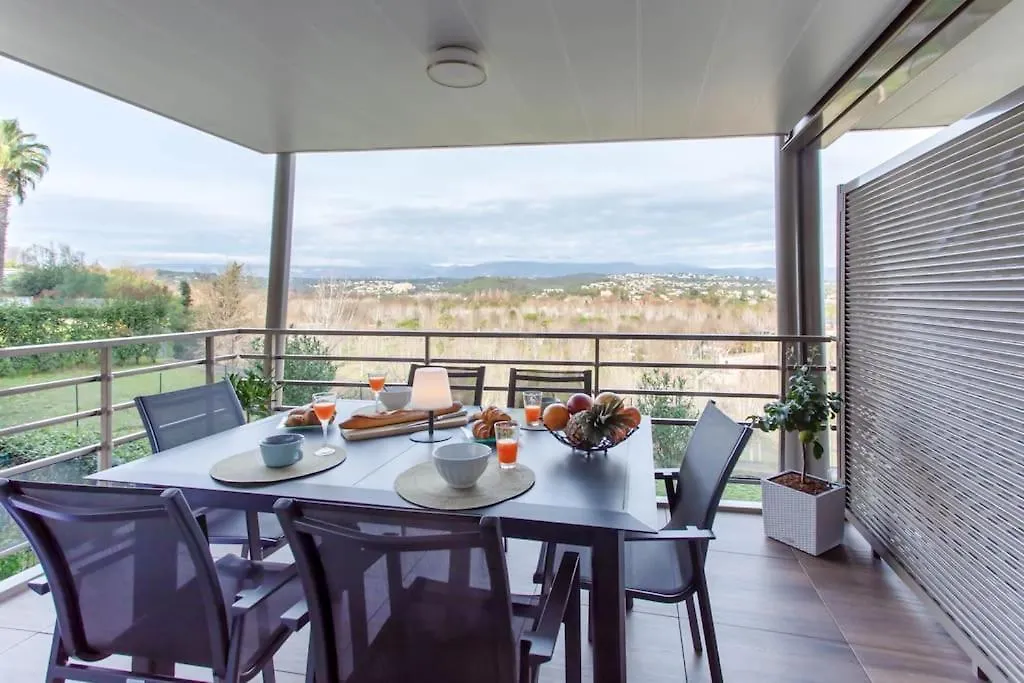 A7- 2 Bdr Sea & Mountain View - Ac, Parking, Pool & Terrace Apartment Antibes France
